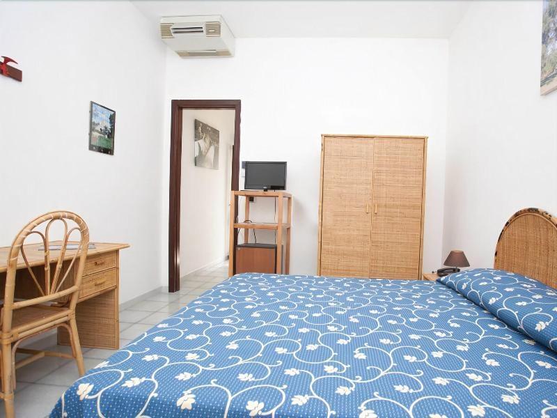 Hotel Solara Conca Specchiulla Exterior photo