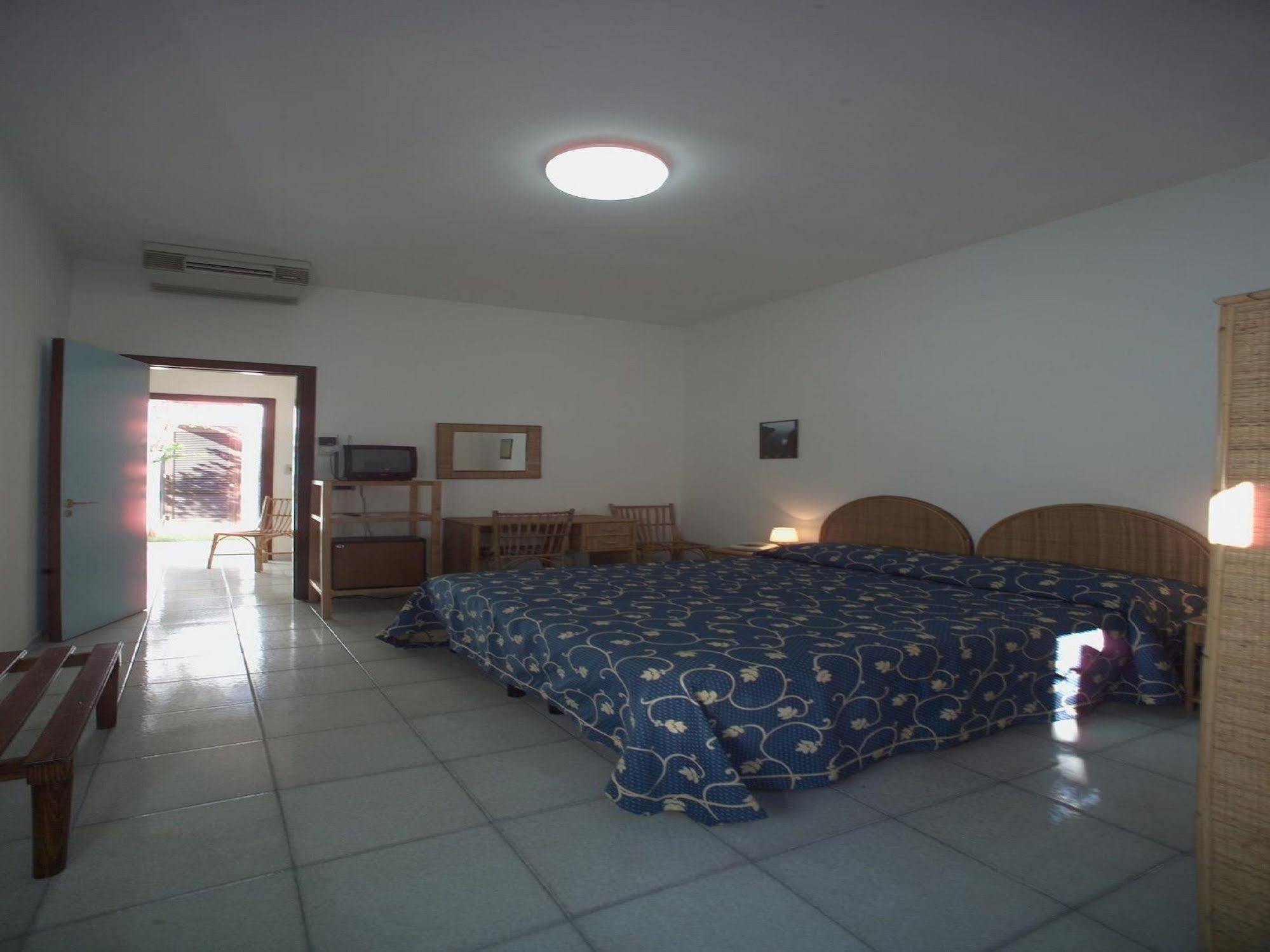 Hotel Solara Conca Specchiulla Exterior photo